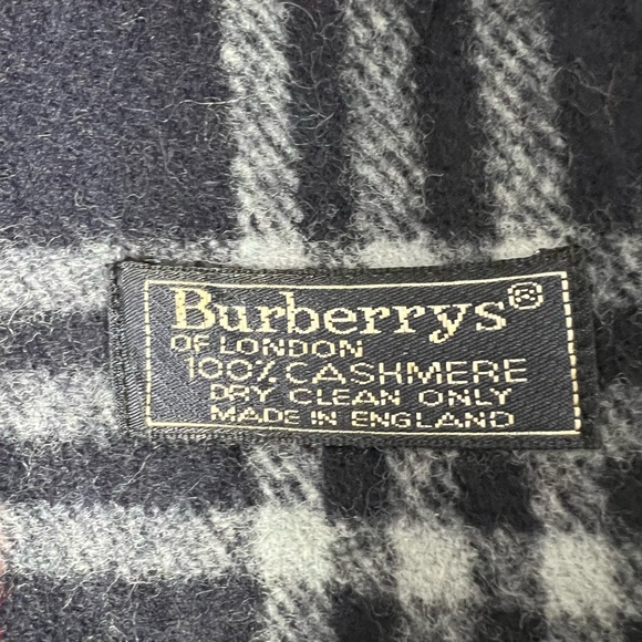 Authentic Burberrys unisex Scarf Blue Check Vintage 100% cashmere - Picture 13 of 13